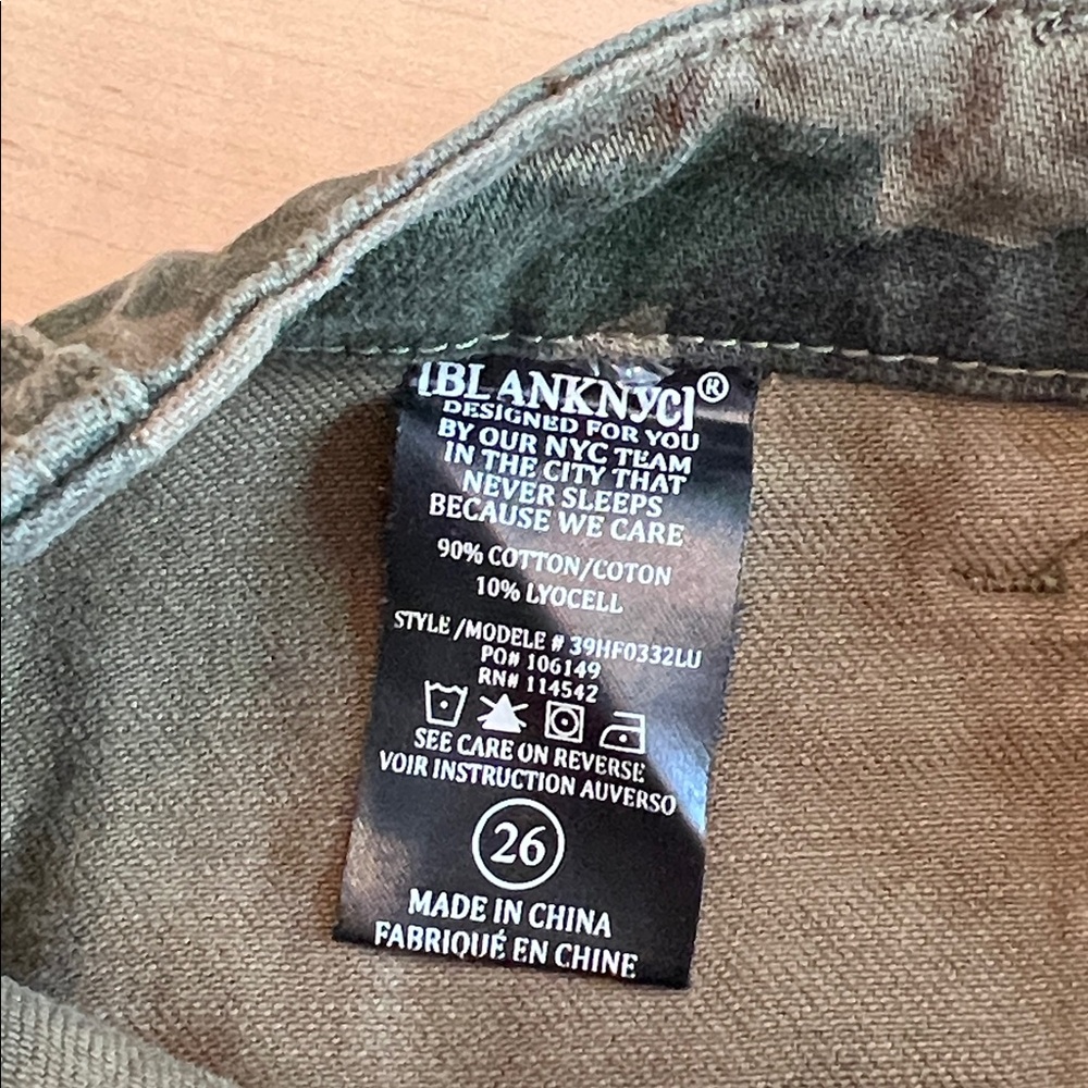 [BLANK NYC] Camouflage Denim Miniskirt - Picture 7 of 9